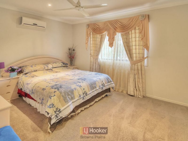 Photo - 52 Lancaster Circuit, Stretton QLD 4116 - Image 7