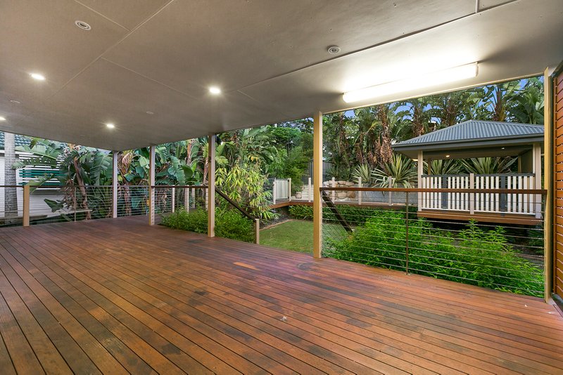 Photo - 52 Latimer Street, Holland Park QLD 4121 - Image 18