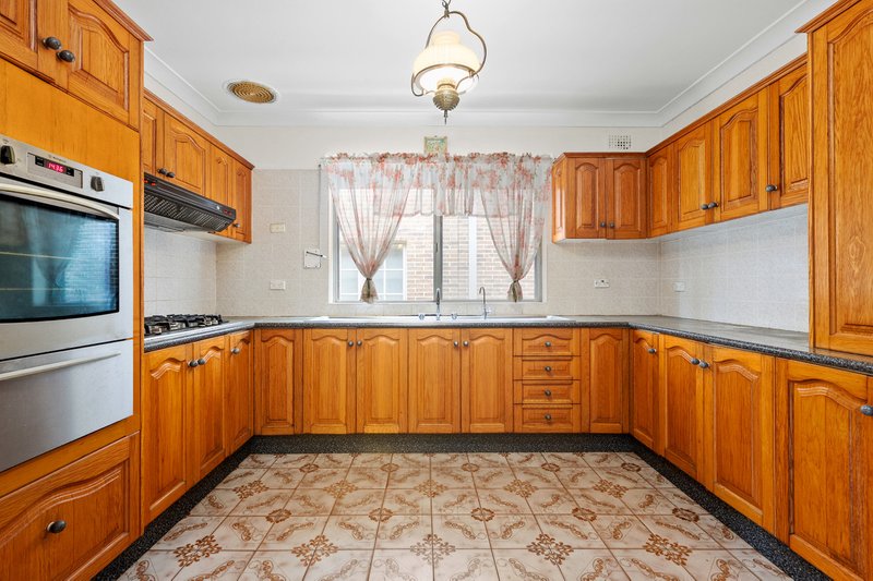 Photo - 52 Links Avenue, Concord NSW 2137 - Image 9