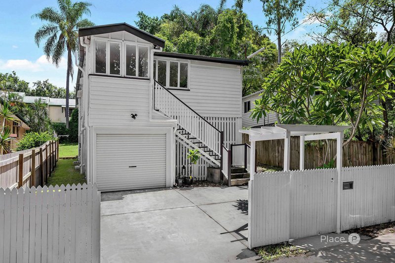 52 Lockhart Street, Woolloongabba QLD 4102