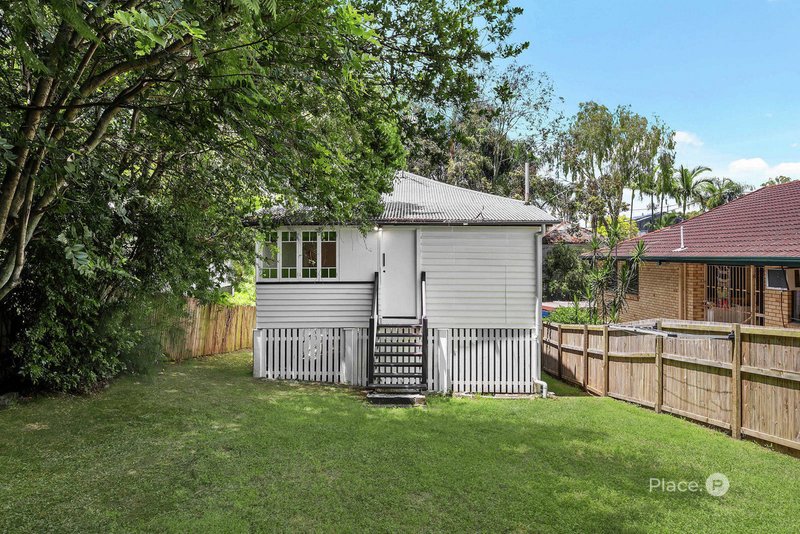 Photo - 52 Lockhart Street, Woolloongabba QLD 4102 - Image 7