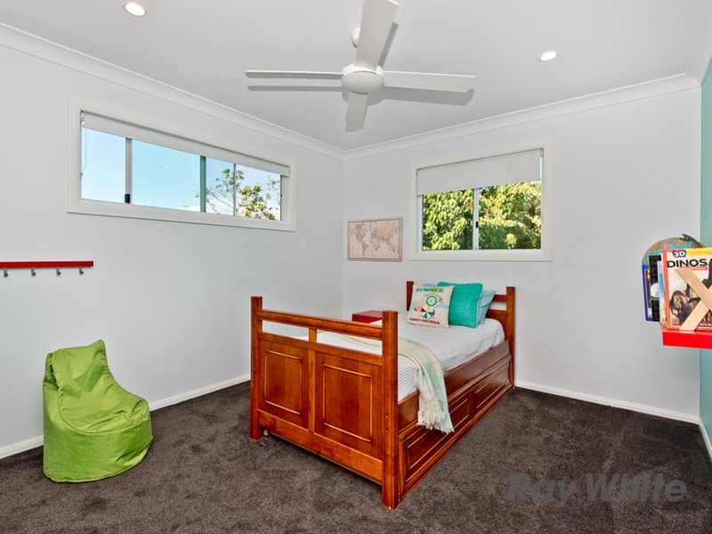 Photo - 52 Lower Brighton Terrace, Sandgate QLD 4017 - Image 14