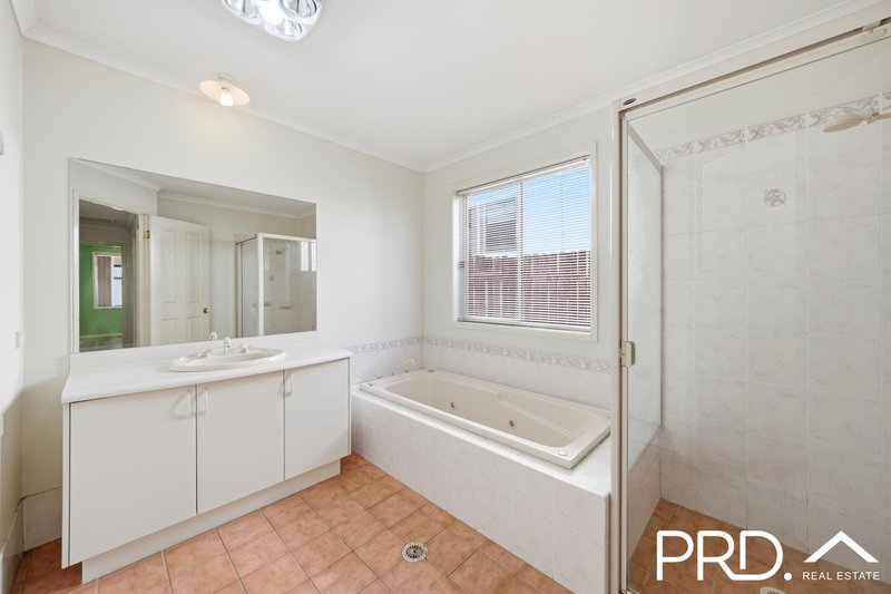 Photo - 52 Lucas Road, East Hills NSW 2213 - Image 7