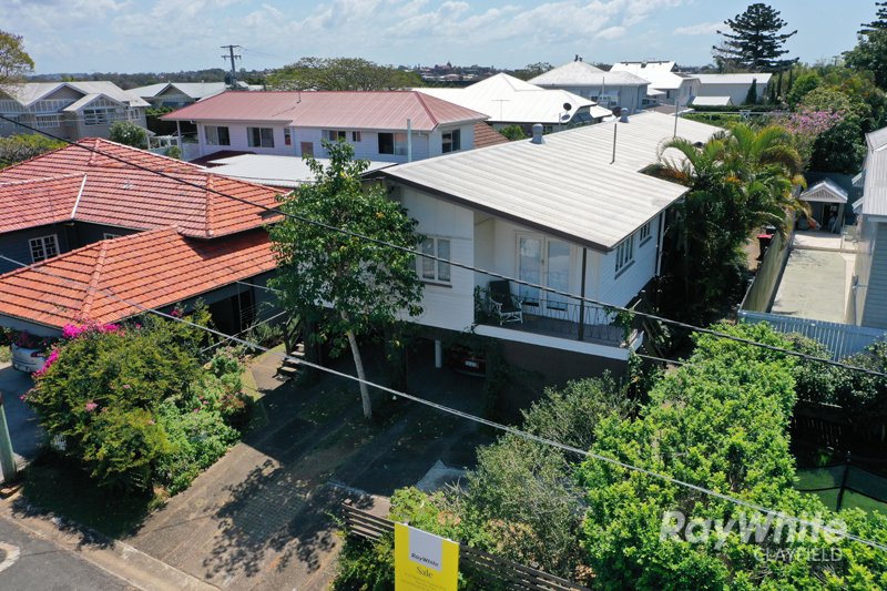 Photo - 52 Lukin Street, Clayfield QLD 4011 - Image 2