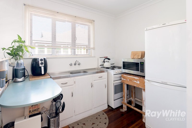 Photo - 52 Lukin Street, Clayfield QLD 4011 - Image 5