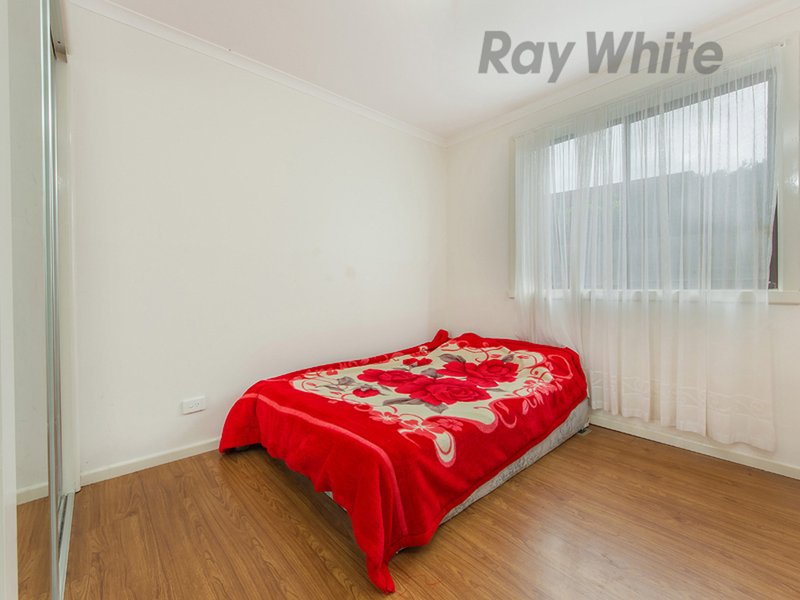 Photo - 52 Mcarthur Avenue, St Albans VIC 3021 - Image 7