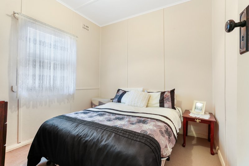 Photo - 52 Mcdonald Street, Telarah NSW 2320 - Image 6