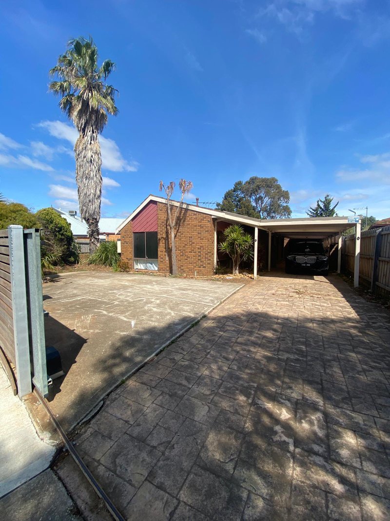 Photo - 52 Mckenzie Crescent, Hoppers Crossing VIC 3029 - Image 1