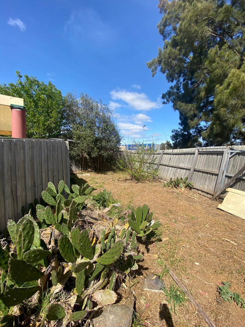 Photo - 52 Mckenzie Crescent, Hoppers Crossing VIC 3029 - Image 10