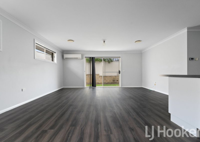 Photo - 52 Mendel Drive, Kelso NSW 2795 - Image 5