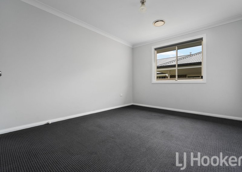 Photo - 52 Mendel Drive, Kelso NSW 2795 - Image 10