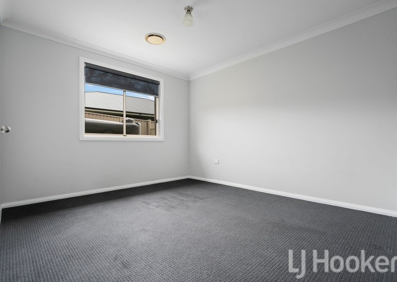 Photo - 52 Mendel Drive, Kelso NSW 2795 - Image 11