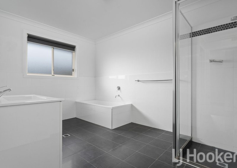 Photo - 52 Mendel Drive, Kelso NSW 2795 - Image 12