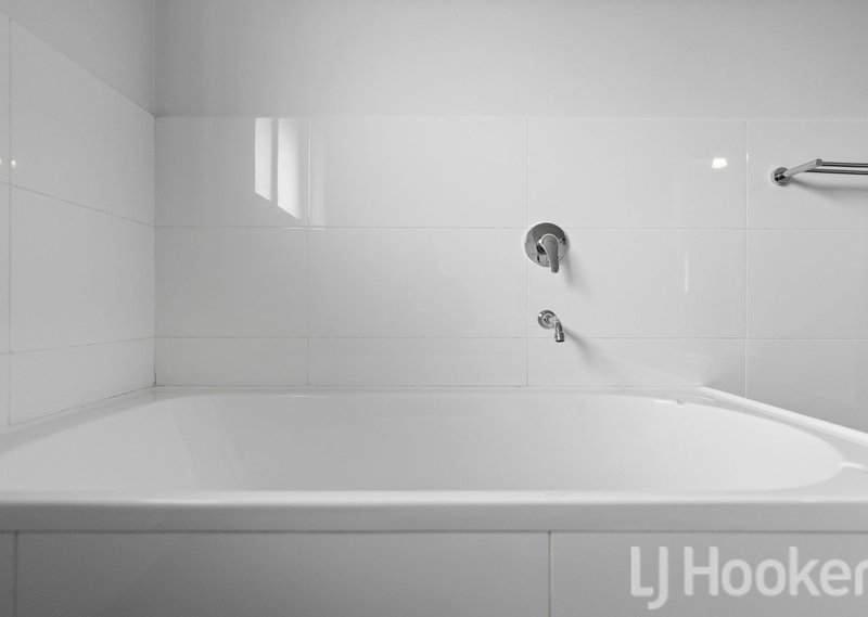 Photo - 52 Mendel Drive, Kelso NSW 2795 - Image 13