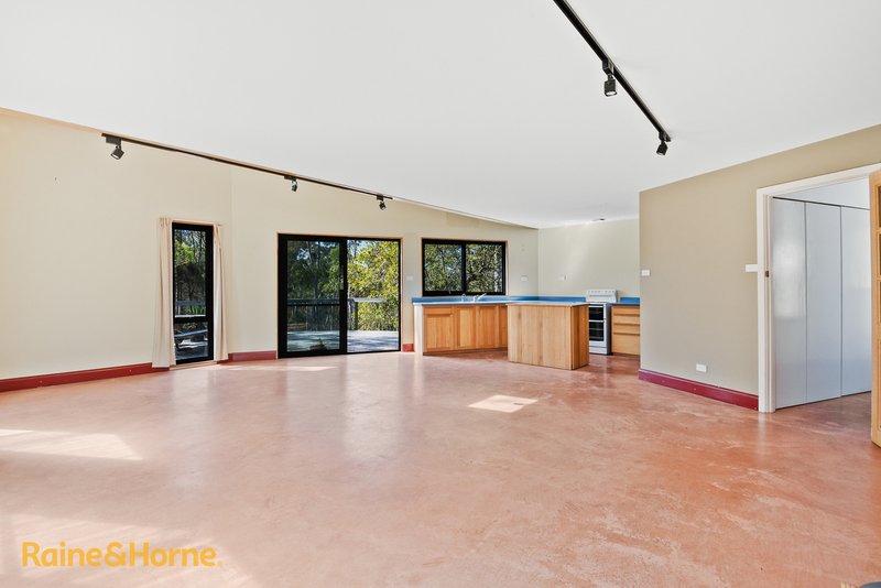 Photo - 52 Miandetta Drive, Margate TAS 7054 - Image 8