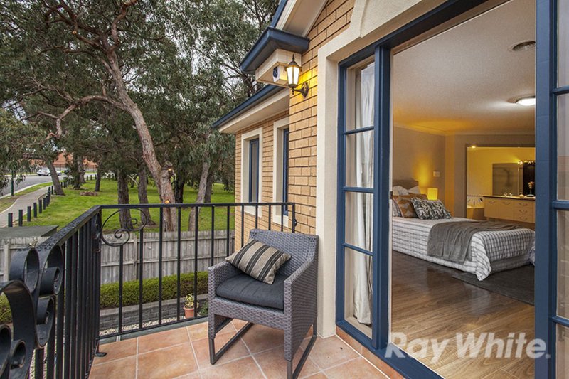 Photo - 52 Michele Drive, Scoresby VIC 3179 - Image 15