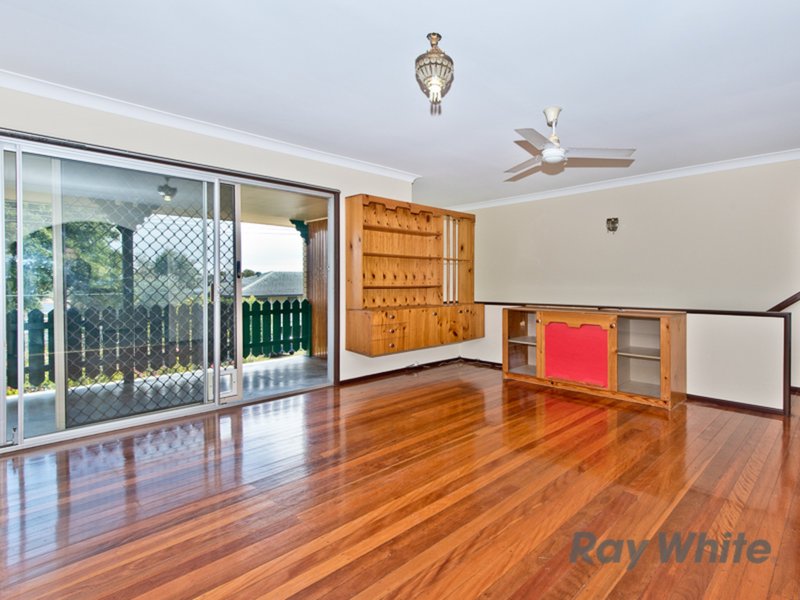 Photo - 52 Mongabarra Street, Bracken Ridge QLD 4017 - Image 2