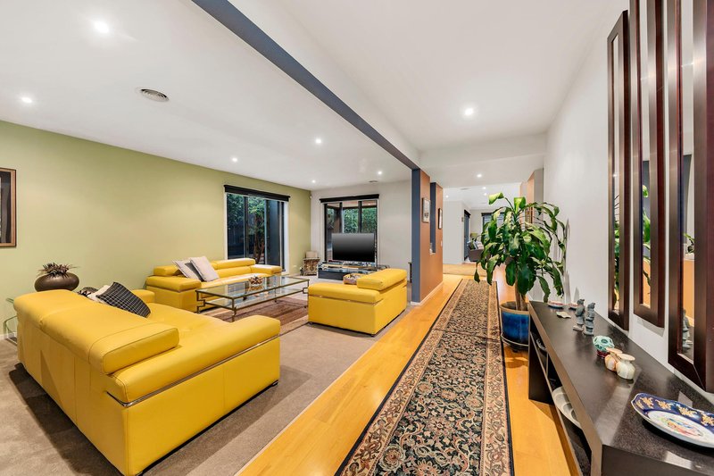 Photo - 52 Montpellier Road, Burwood VIC 3125 - Image 2