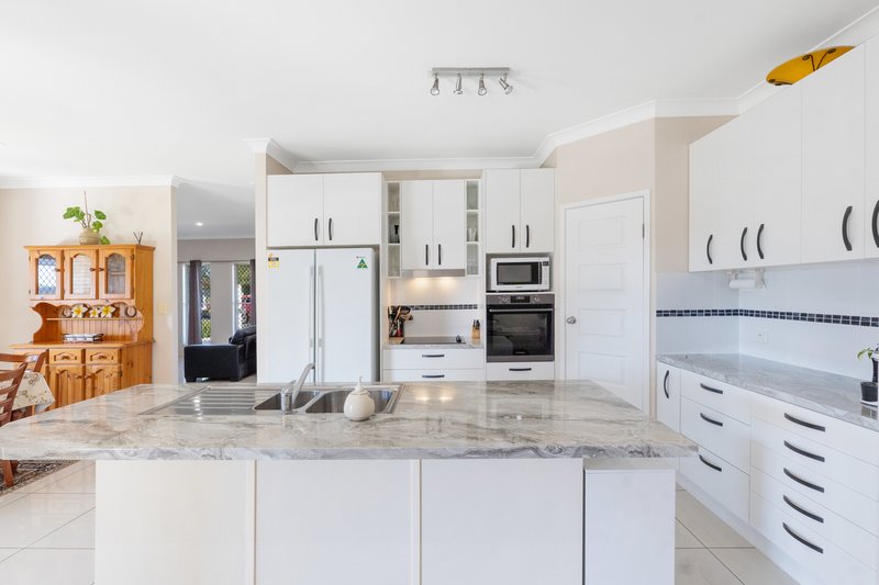 Photo - 52 Mossman Way, Sandstone Point QLD 4511 - Image 7