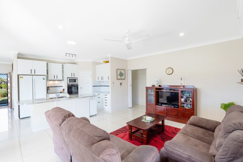 Photo - 52 Mossman Way, Sandstone Point QLD 4511 - Image 8