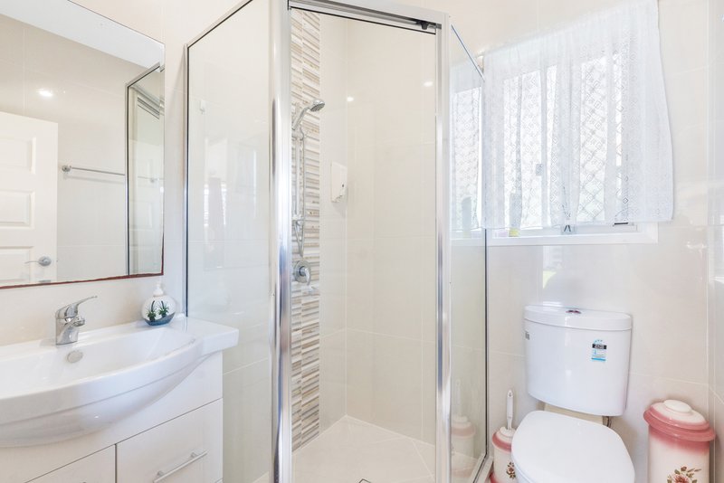 Photo - 52 Mossman Way, Sandstone Point QLD 4511 - Image 13