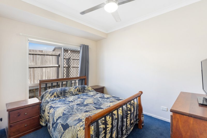 Photo - 52 Mossman Way, Sandstone Point QLD 4511 - Image 15