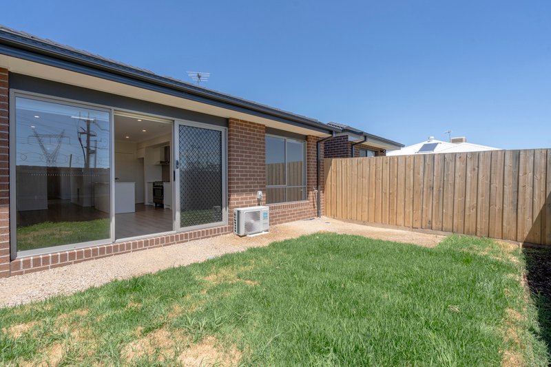 Photo - 52 Mulwala Drive, Doreen VIC 3754 - Image 6