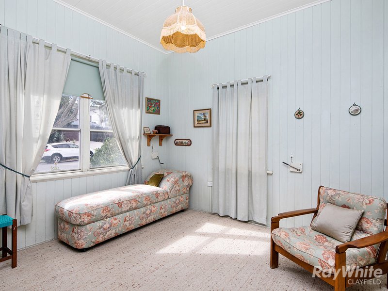 Photo - 52 Oakmere Street, Nudgee QLD 4014 - Image 7