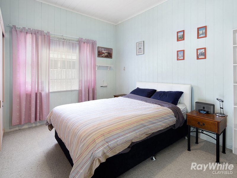 Photo - 52 Oakmere Street, Nudgee QLD 4014 - Image 9