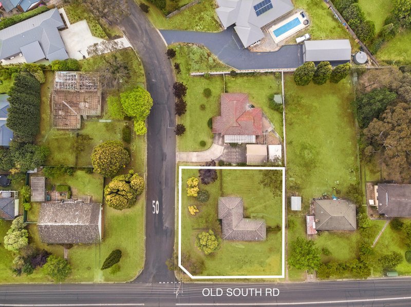 Photo - 52 Old South Road, Bowral NSW 2576 - Image 7