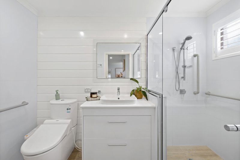 Photo - 52 Pacific Esplanade, Slade Point QLD 4740 - Image 12