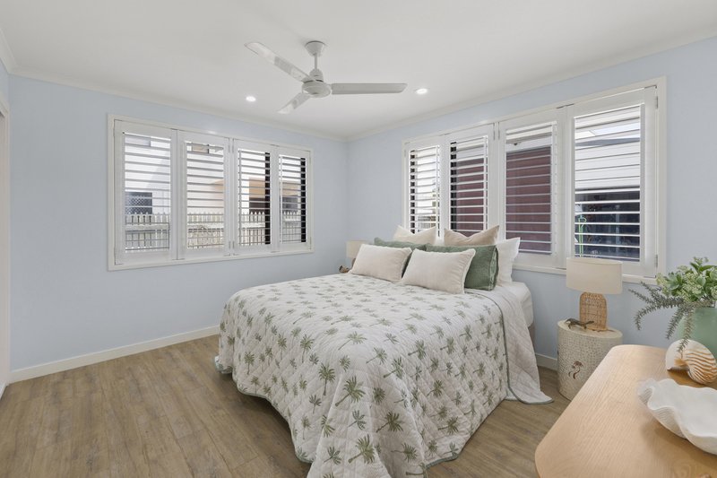 Photo - 52 Pacific Esplanade, Slade Point QLD 4740 - Image 15
