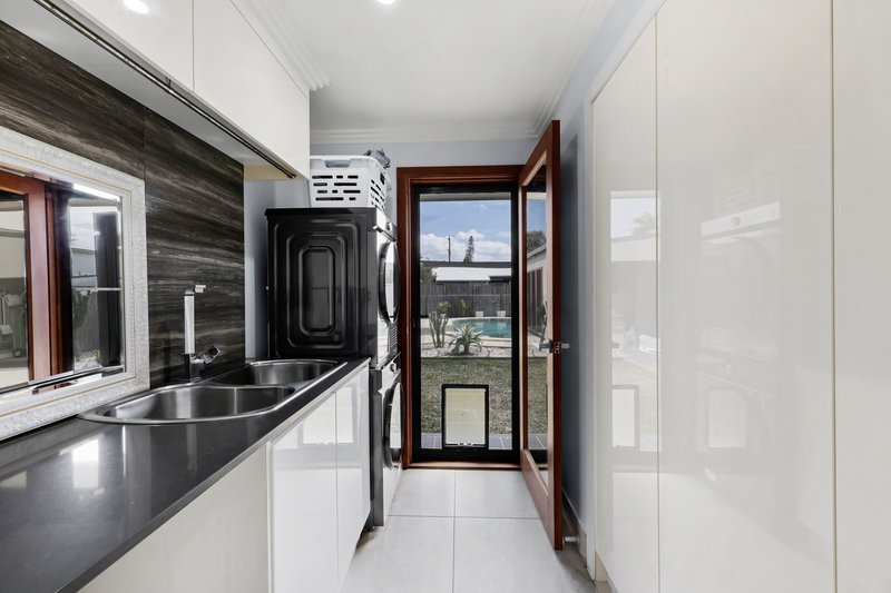 Photo - 52 Pacific Esplanade, Slade Point QLD 4740 - Image 18