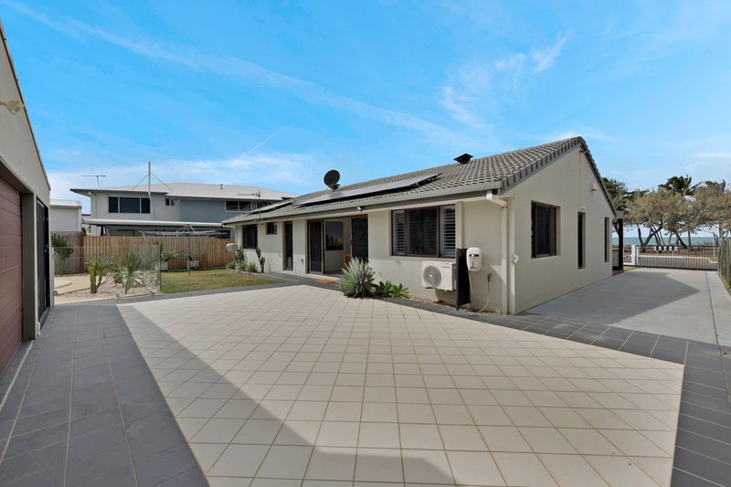 Photo - 52 Pacific Esplanade, Slade Point QLD 4740 - Image 19