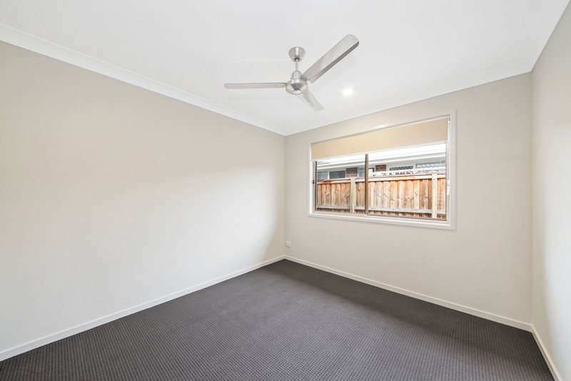 Photo - 52 Palaszczuk Avenue, Collingwood Park QLD 4301 - Image 6