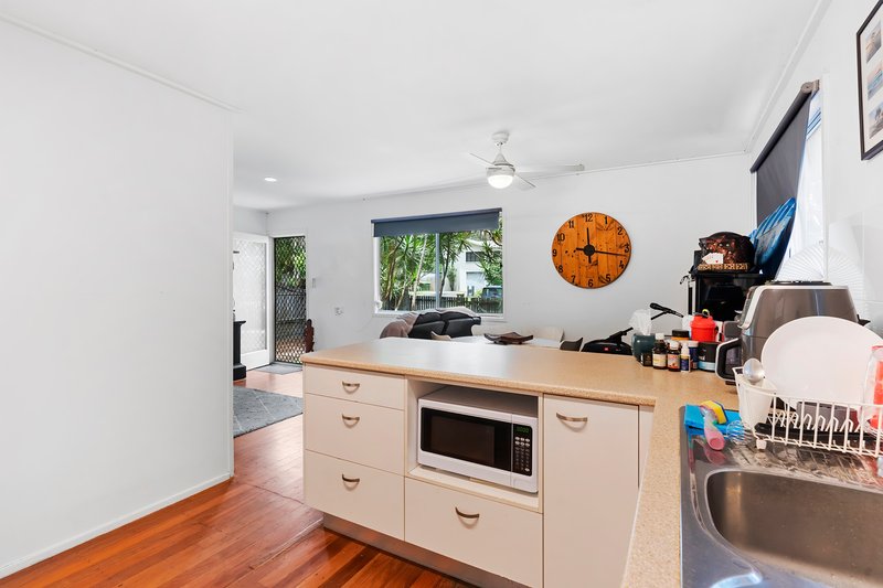 Photo - 52 Pandanus Avenue, Coolum Beach QLD 4573 - Image 11