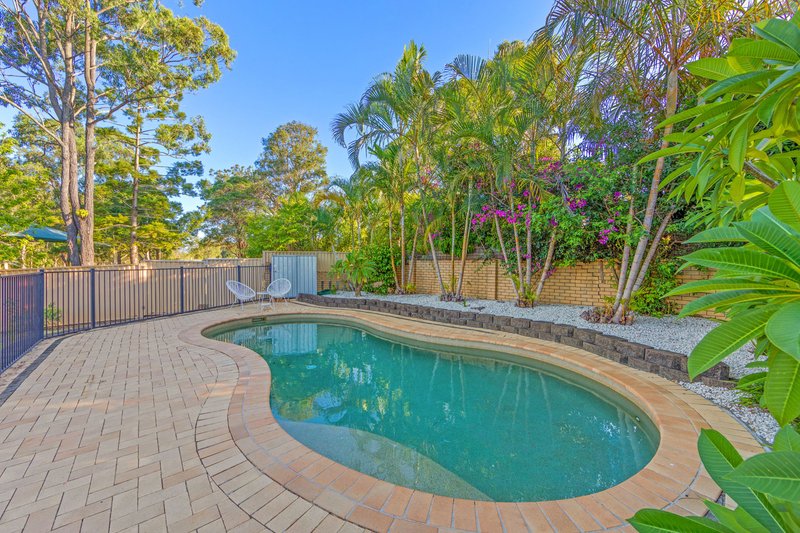 Photo - 52 Parkes Drive, Helensvale QLD 4212 - Image 2