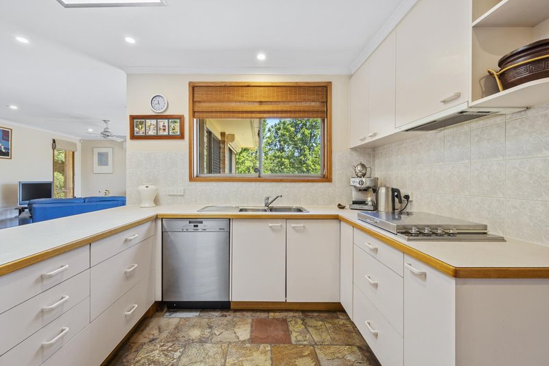 Photo - 52 Pearson Street, Holder ACT 2611 - Image 6