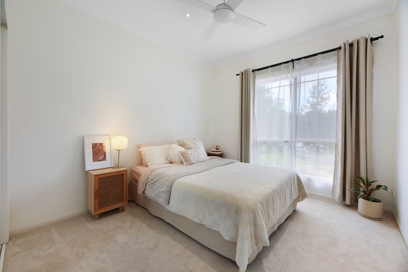 Photo - 52 Pepperwood Road, Bonogin QLD 4213 - Image 15