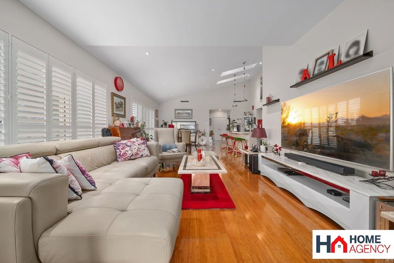 Photo - 52 Plumegrass Avenue, Denham Court NSW 2565 - Image 3