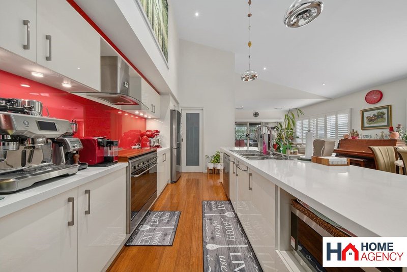 Photo - 52 Plumegrass Avenue, Denham Court NSW 2565 - Image 4