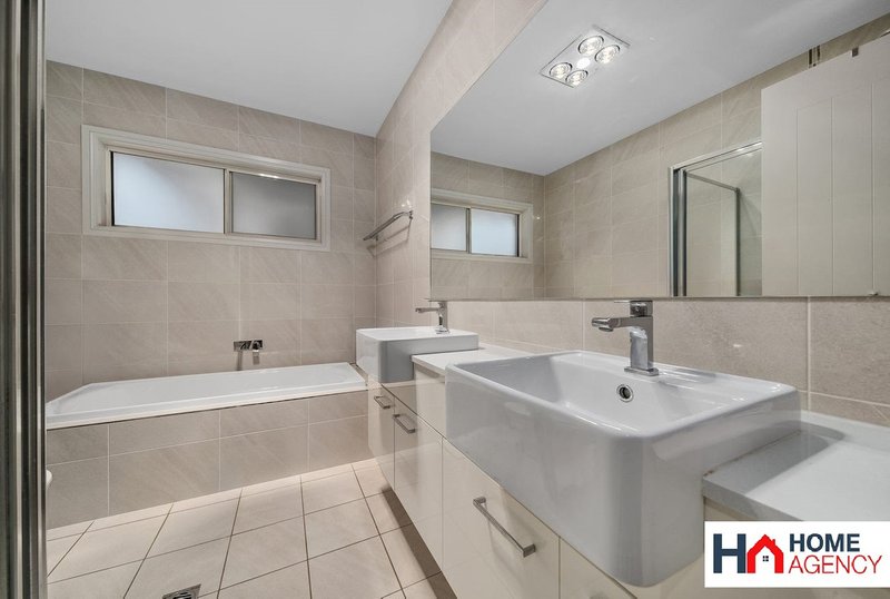 Photo - 52 Plumegrass Avenue, Denham Court NSW 2565 - Image 7