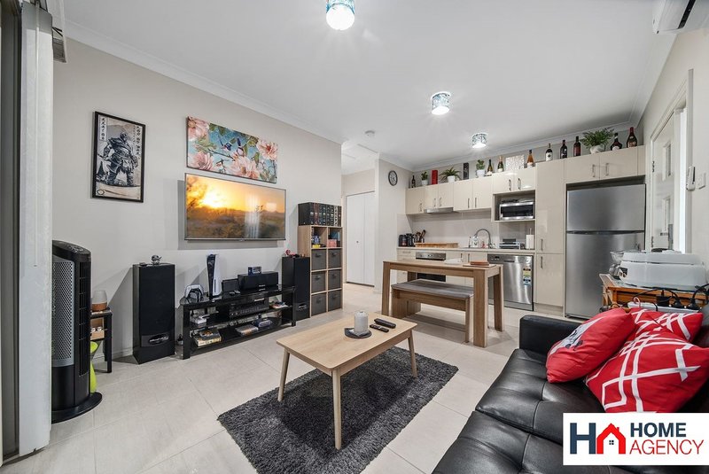 Photo - 52 Plumegrass Avenue, Denham Court NSW 2565 - Image 9