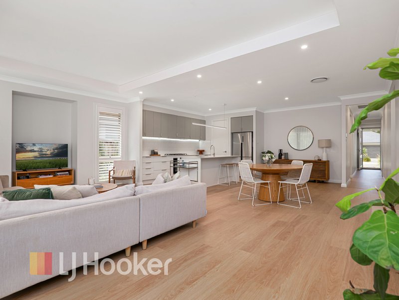 Photo - 52 Portmarnock Close, Medowie NSW 2318 - Image 7