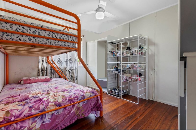 Photo - 52 Queens Road, Slacks Creek QLD 4127 - Image 5