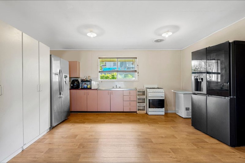 Photo - 52 Queens Road, Slacks Creek QLD 4127 - Image 8