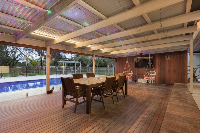 Photo - 52 Railway Road, Tyabb VIC 3913 - Image 4