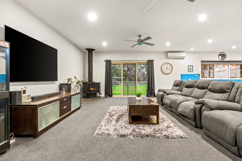 Photo - 52 Railway Road, Tyabb VIC 3913 - Image 6