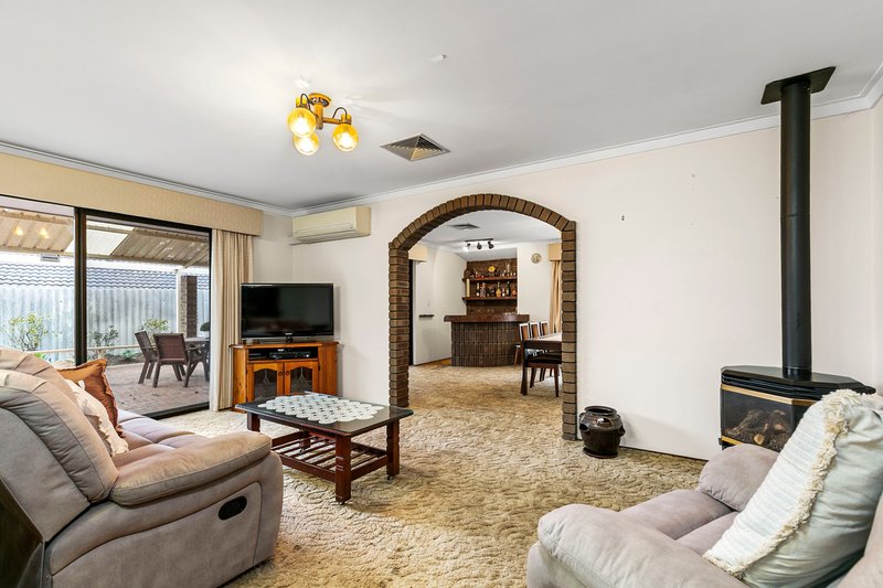 Photo - 52 Rannoch Circle, Hamersley WA 6022 - Image 15