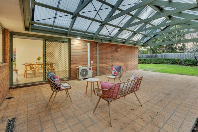 Photo - 52 Rhine Drive, Roxburgh Park VIC 3064 - Image 16